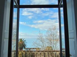 Plaza Apartment, bed and breakfast en Salerno