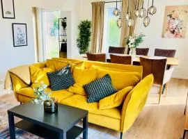 Wasserspaß pur - Luxus Ferienhaus bei Berlin, direkt am Wasser, inkl SUPs und Schlauchboot!