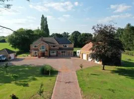 The Annexe at Bricket House