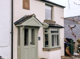 Ava Lily Cottage, Tideswell, hotel with parking in Tideswell