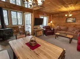Seven Springs - Swiss Mountain 3 Bedroom Standard Condo, Near Golf Course condo