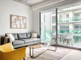 Downtown 1BR w Pool Gym WD nr Staples Center LAX-544