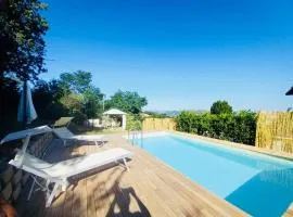 Charming house in Montelabbate with shared pool.