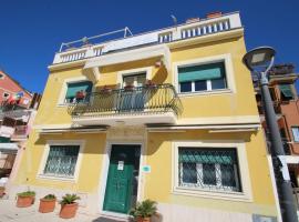 Apartment Giulia by Interhome, hotel in Moneglia