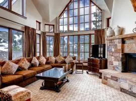 Luxury Ski-In 3 Br Penthouse Inside Pines Lodge, Sleeps 10! Condo