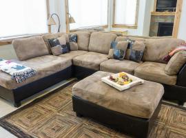 Three-Bedroom Apartment, hotel i Truckee