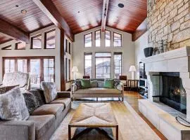 Gorgeous 5 Bedroom Private Chalet in Vail Village