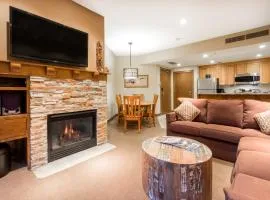 Comfortably Furnished Condo w Canyons Village View