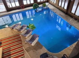 Poconos Pool Paradise – hotel z parkingiem w mieście Winona Lakes