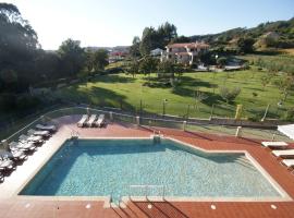 Apartamentos Mirador de Reis, hotel u gradu 'Sangenjo'