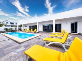 Casa Eden - Naturist area, Private Pool and BBQ By Lanzarote Vacation Homes, ξενοδοχείο σε Charco del Palo
