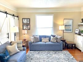 Spacious City House, vacation rental in Colorado Springs