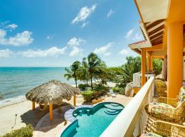 Villa 99-Beachfront-Pool-Luxury Villa, hotell i Placencia Village