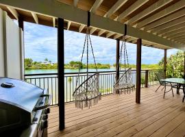 Vitamin Sea Apartments, hotel in Bargara