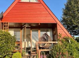 Chalet 95, Kingsdown Park, cabin in Deal