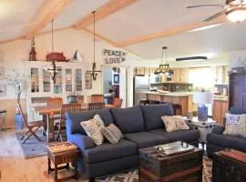 C21, Three bedroom, three bath log-sided, luxury Harbor North cottage with hot tub cottage