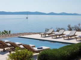 Villa Cape of Tranquility, hotel en Otok Zizanj