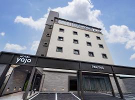 Hotel Yaja Changwon Myeongseo, hotell sihtkohas Changwon huviväärsuse Ostukeskus City7 Mall lähedal