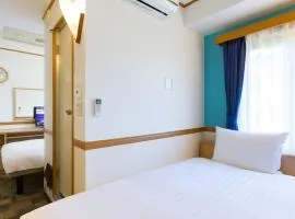 Toyoko Inn Yokohama Stadium Mae No 1