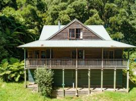 Tall Trees Eco Retreat - Fern Cottage, hotel in Apollo Bay