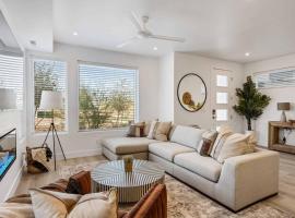 Waters Edge home, hotel v destinaci Atkinville