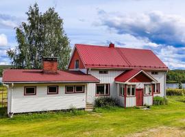 Lappish Summerhouse by the River、Kiemunkivaaraのヴィラ