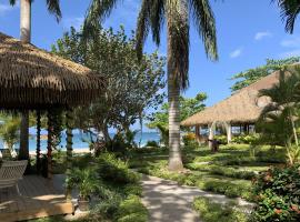 Relax in Jamaica - Enjoy 7 Miles of White Sand Beach! villa, hotell Negrilis