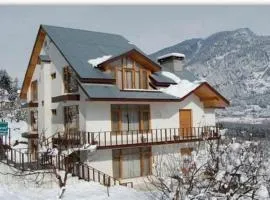 Shivalik kanyal cottage