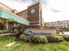 Best Western Inn & Suites San Diego Zoo -SeaWorld Area, отель в Сан-Диего, в районе Мишен-Вели