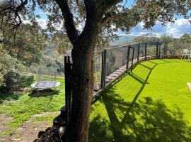 Mirador del Río, hotel con piscina a Miraflores de la Sierra