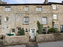 Primrose Cottage with Log Burner (Dog Friendly)