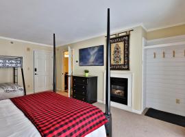 The Birch Ridge- Family Room #6 - Queen Bunkbed Suite in Killington, Vermont Hotel Room, lodge in Killington