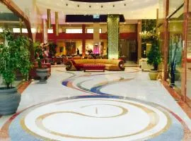 Delora Hotel and Suites