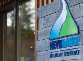 The Base Camp Hotel, Nevis Range, hotel di Fort William