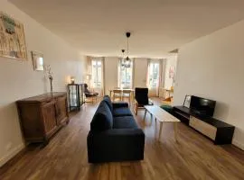 Duplex cosy & lumineux en plein centre bourg