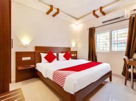 OYO Hotel Resida Elite Service Apartments Near Manipal hospital, hotelli Bangaloressa alueella Indiranagar