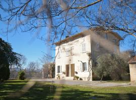 Il Glicine, жилье для отдыха в городе Falerone