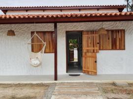 Casa Rústica em Condomínio com Piscina, מלון למשפחות באקירז