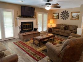 Peaceful Rivers Edge On Tenderfoot With High Speed Wifi, hotell sihtkohas Red River