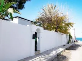 Villa bord de mer piscine chauffée et terrasse