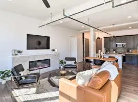 Walk to UNL Campus Dtwn Lincoln Loft Apt!