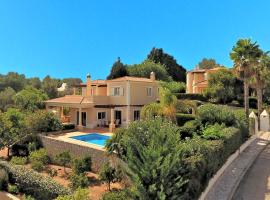 Villa Meijer Gramacho Golf, holiday home in Estômbar