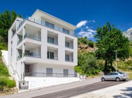 Apartment URSA, hôtel à Podgora