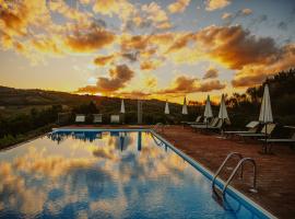 Tenuta Pianirossi, hotel en Cinigiano