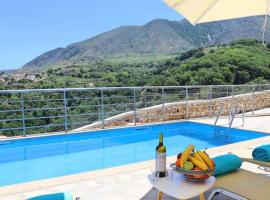 Villa Veneciana with Heated Pool, self catering accommodation in Kástellos