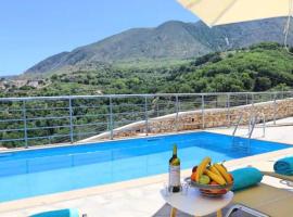 Villa Veneciana with Heated Pool，Kástellos的飯店