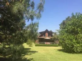 Preciosa Cabaña de Madera en Valle de Bravo