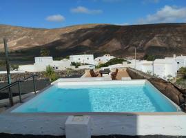 Casa Pancho, holiday home in Tabayesco