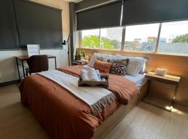 The UpperRoom @ Real Suites، شقة فندقية في باكولود