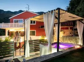 Apartments for families with children Zrnovnica, Split - 20916